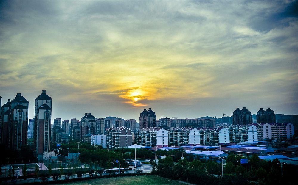 Sheraton Qingdao Licang Hotel Exterior foto